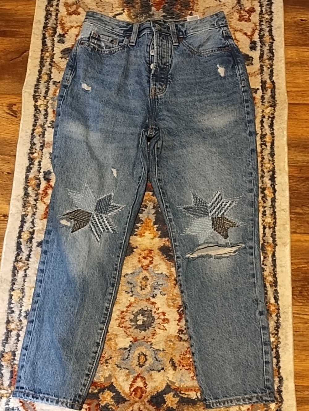 Old Navy Blue Distressed Boyfriend Jeans with Star Patchwork Size 6.